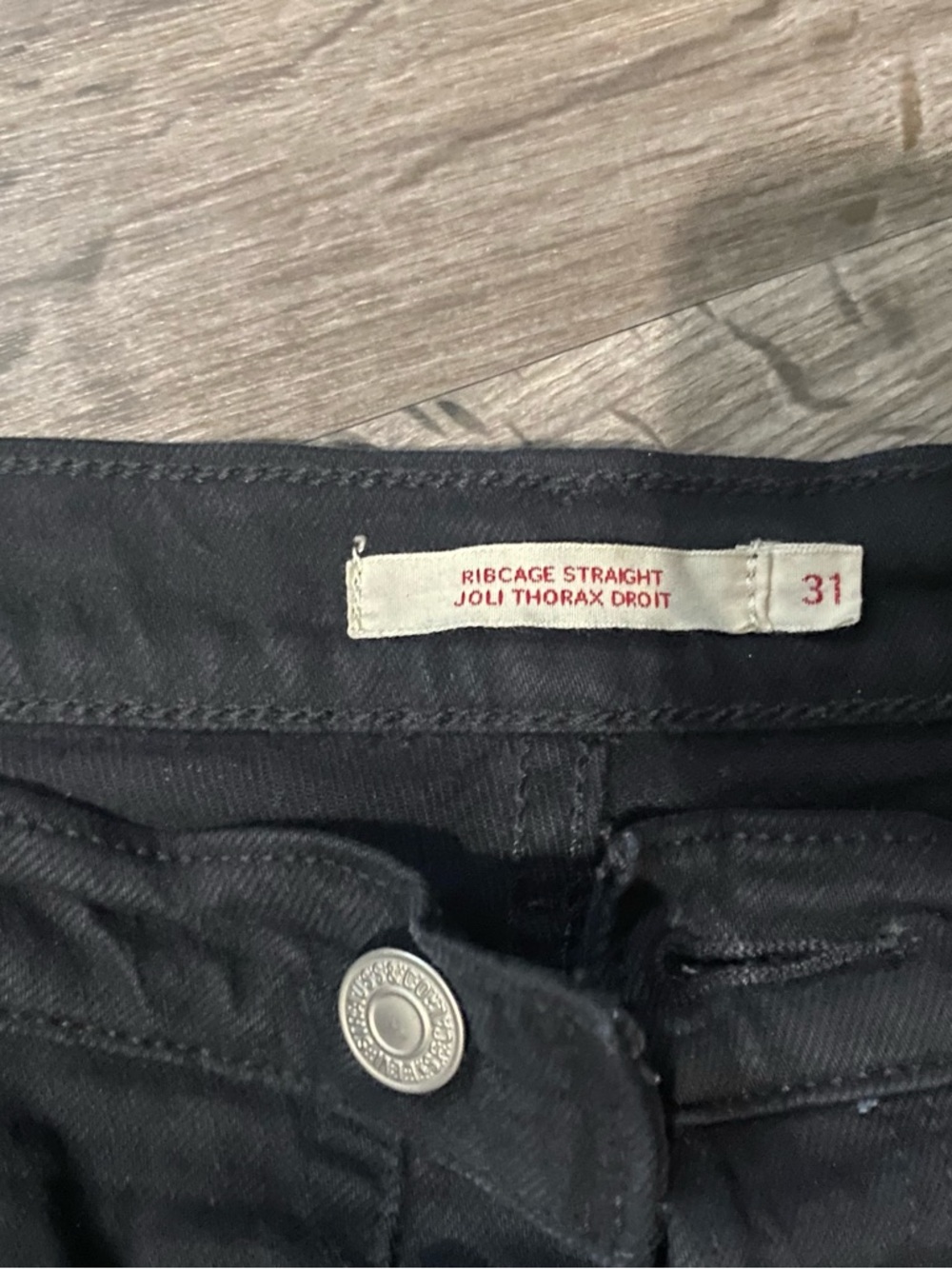Black Levi’s Ribcage Straight - Picture 3 of 3